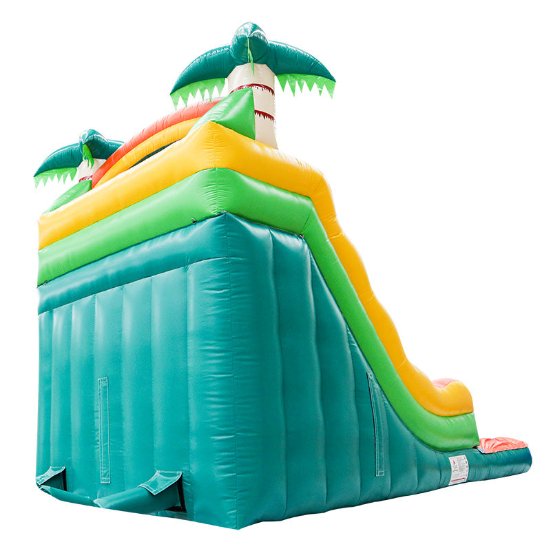 AKD Water Slides 7,5 x 3,3 x 4,75m