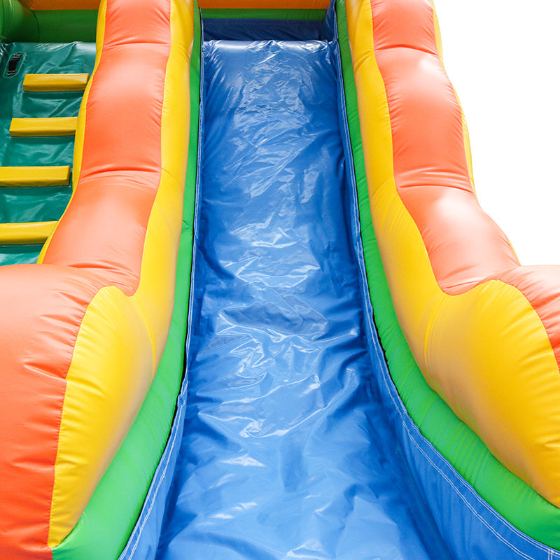 AKD Water Slides 7,5 x 3,3 x 4,75m